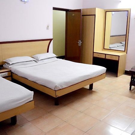 Motel Madhuban Джамшедпур Экстерьер фото